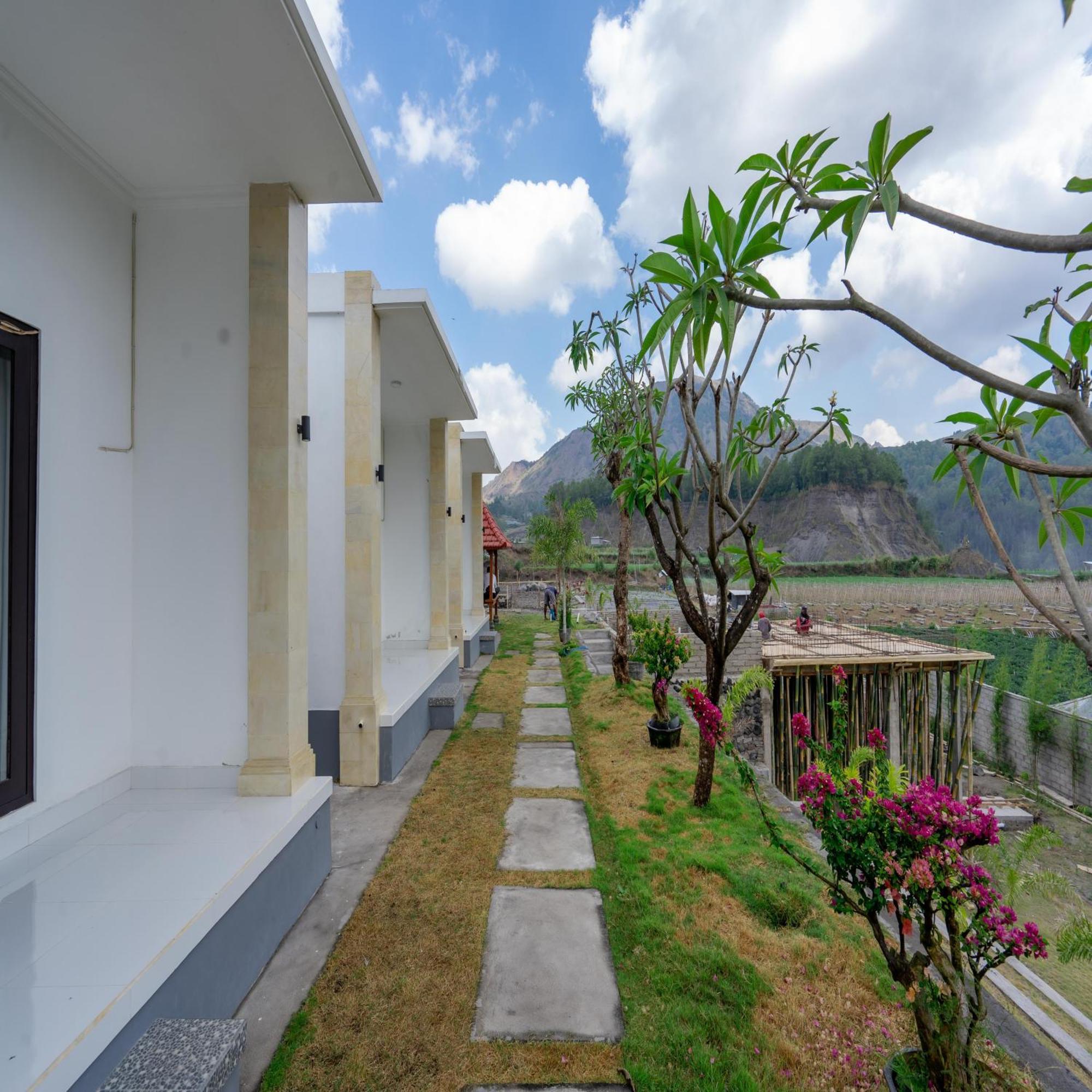 Batur Kencana Villa Mitra Reddoorz Baturaja  Exterior foto